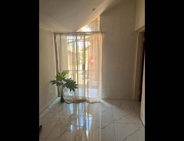 2 BEDROOM TOWNHOUSE FOR SALE IN LINDHAVEN